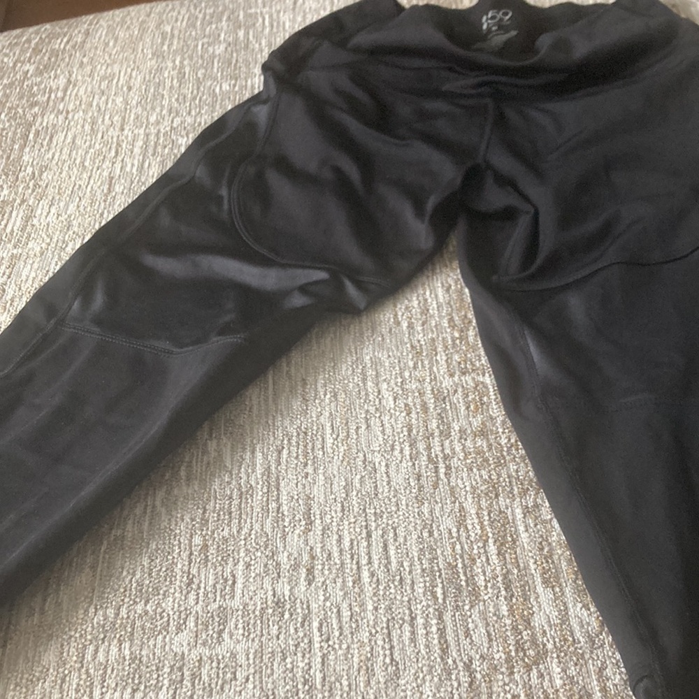 Split 59 Size Medium - image 3